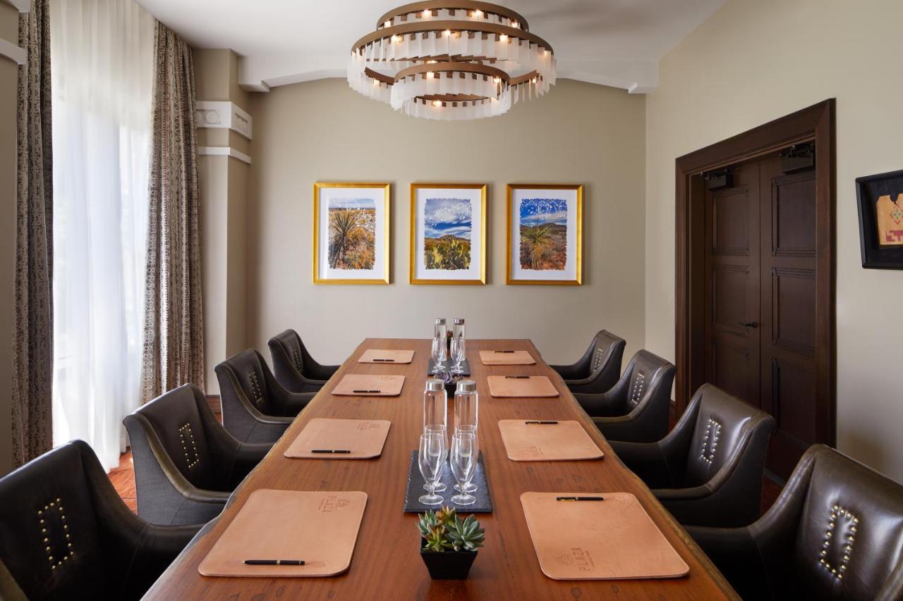 The Plaza Hotel Pioneer Park El Paso Esterno foto Boardroom