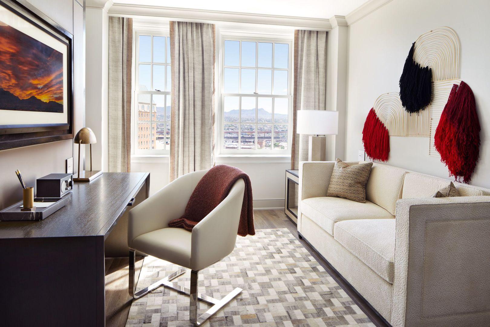 The Plaza Hotel Pioneer Park El Paso Esterno foto A typical bedroom at the 222 East 44th Street building